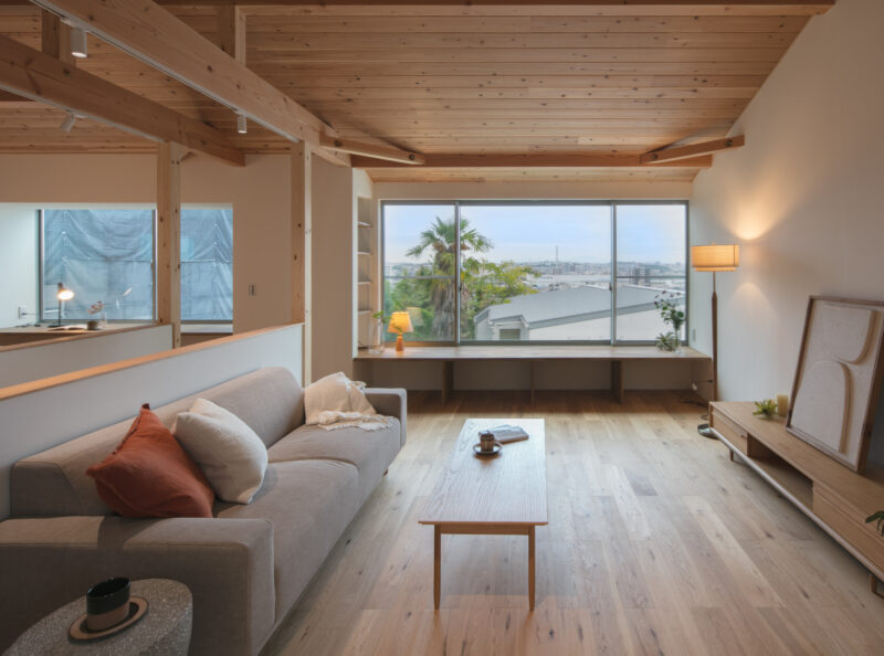 【事例5】高台の景色を取り込む2階リビングの住まい